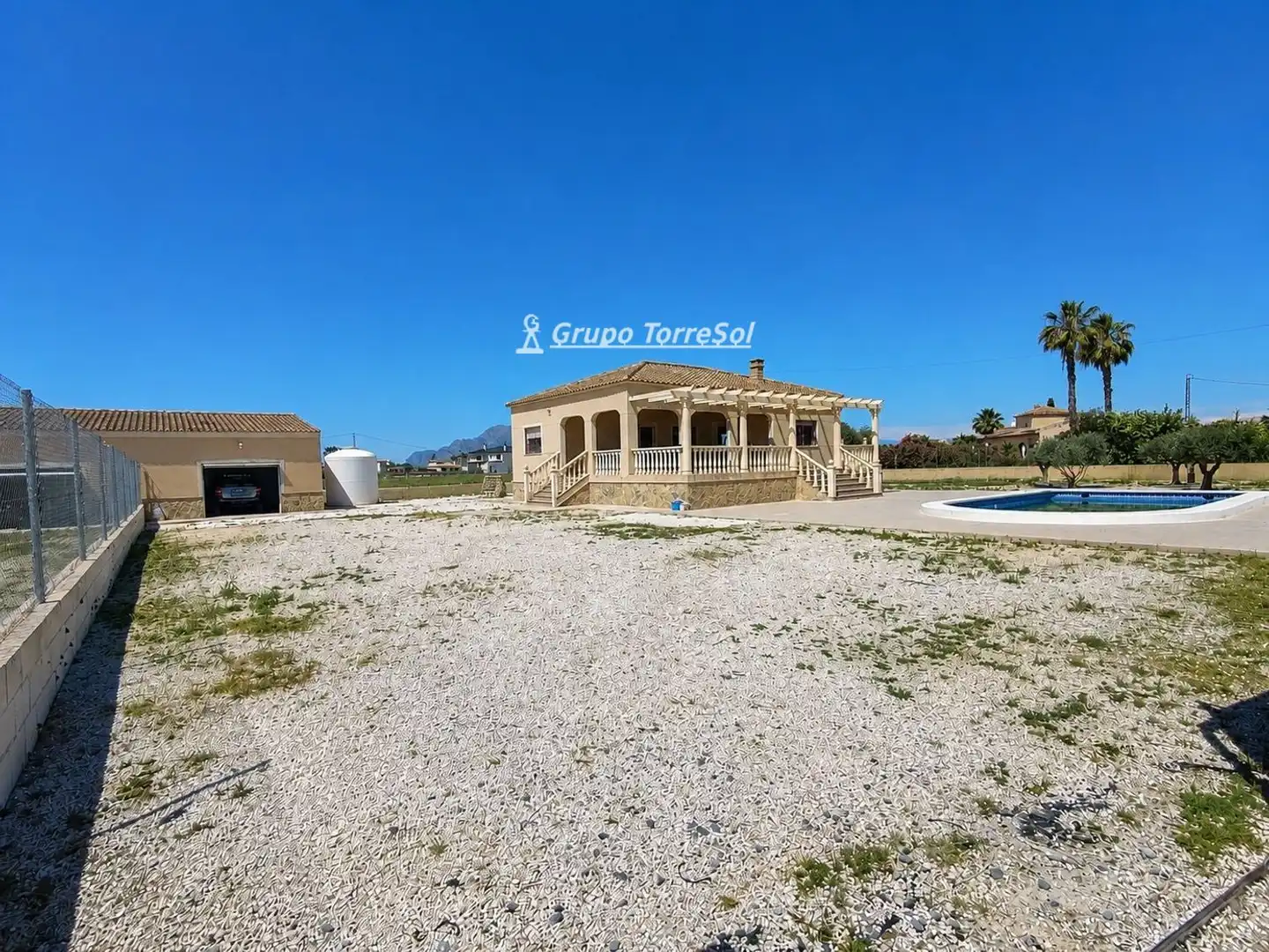 Casa o xalet en venda en Catral amb Calefacció, Jardí privat i Terrassa