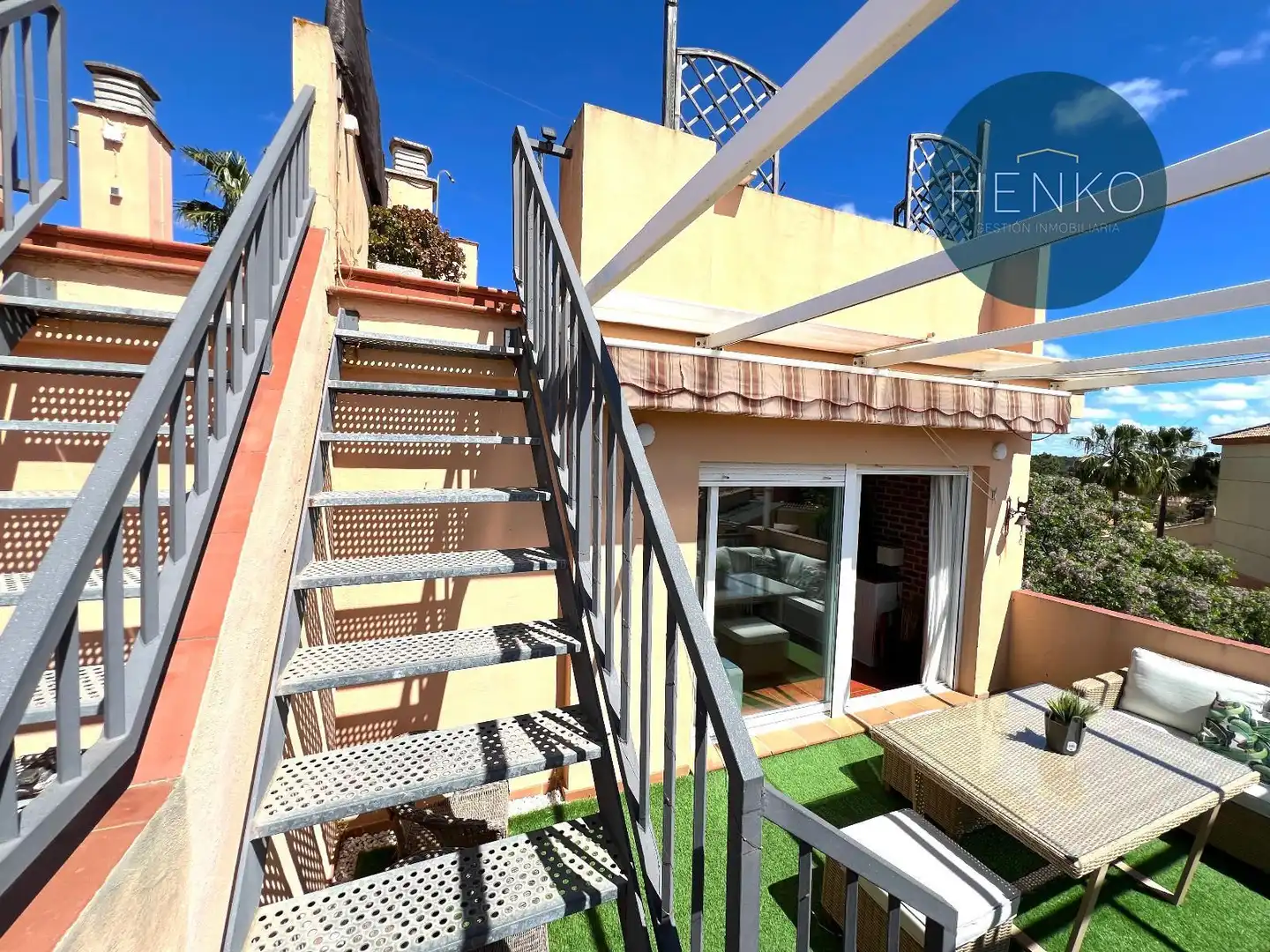 Terrace of Duplexes for sale in Islantilla  with Air Conditioner, Heating and Terrace