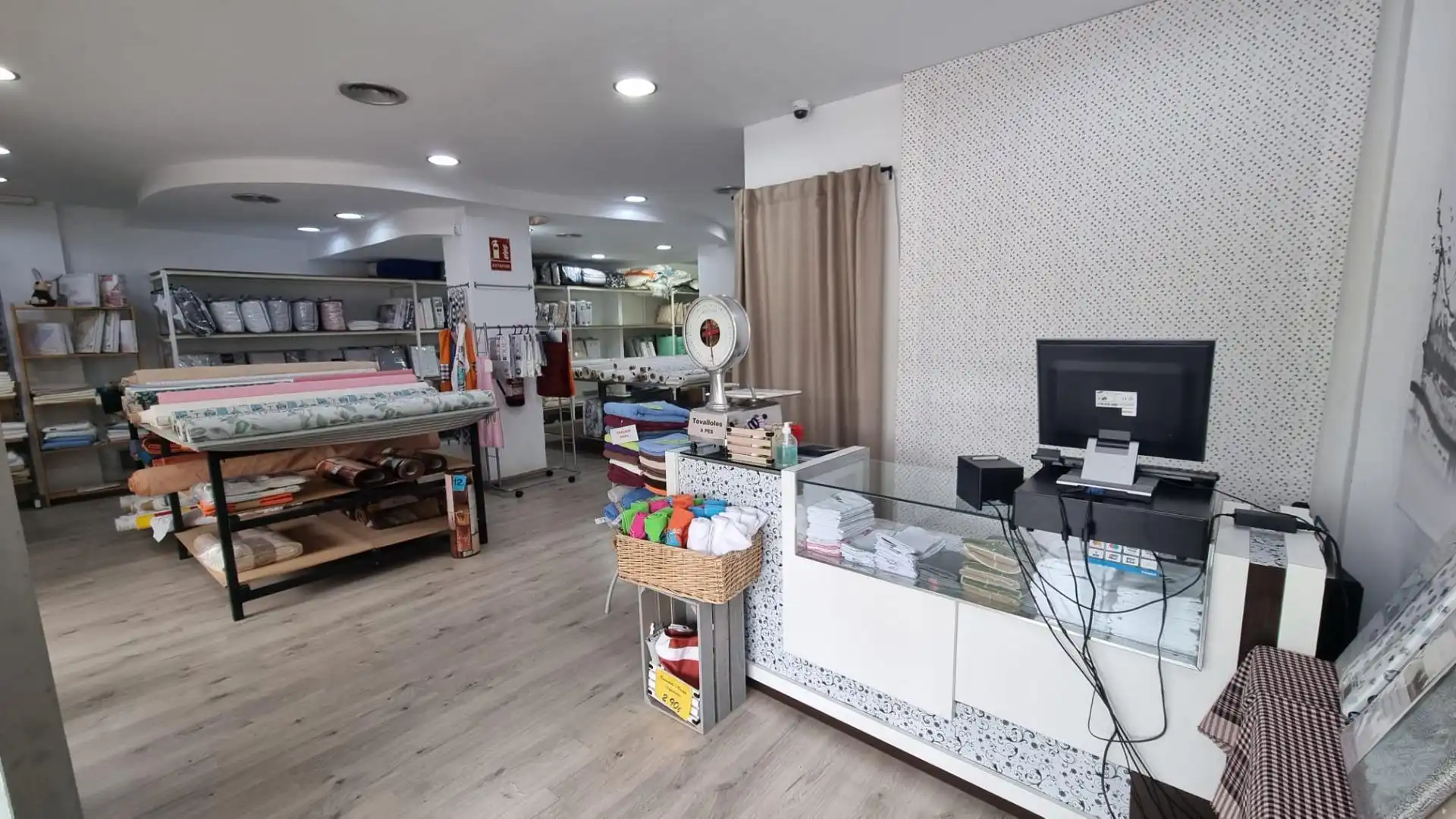Business premises for sale in Poble, imagen 6