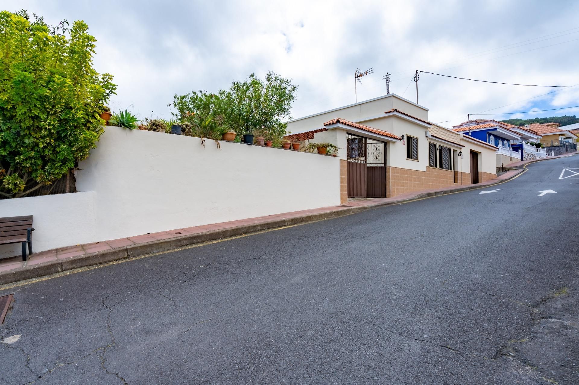 Exterior view of House or chalet for sale in El Tanque  with Terrace