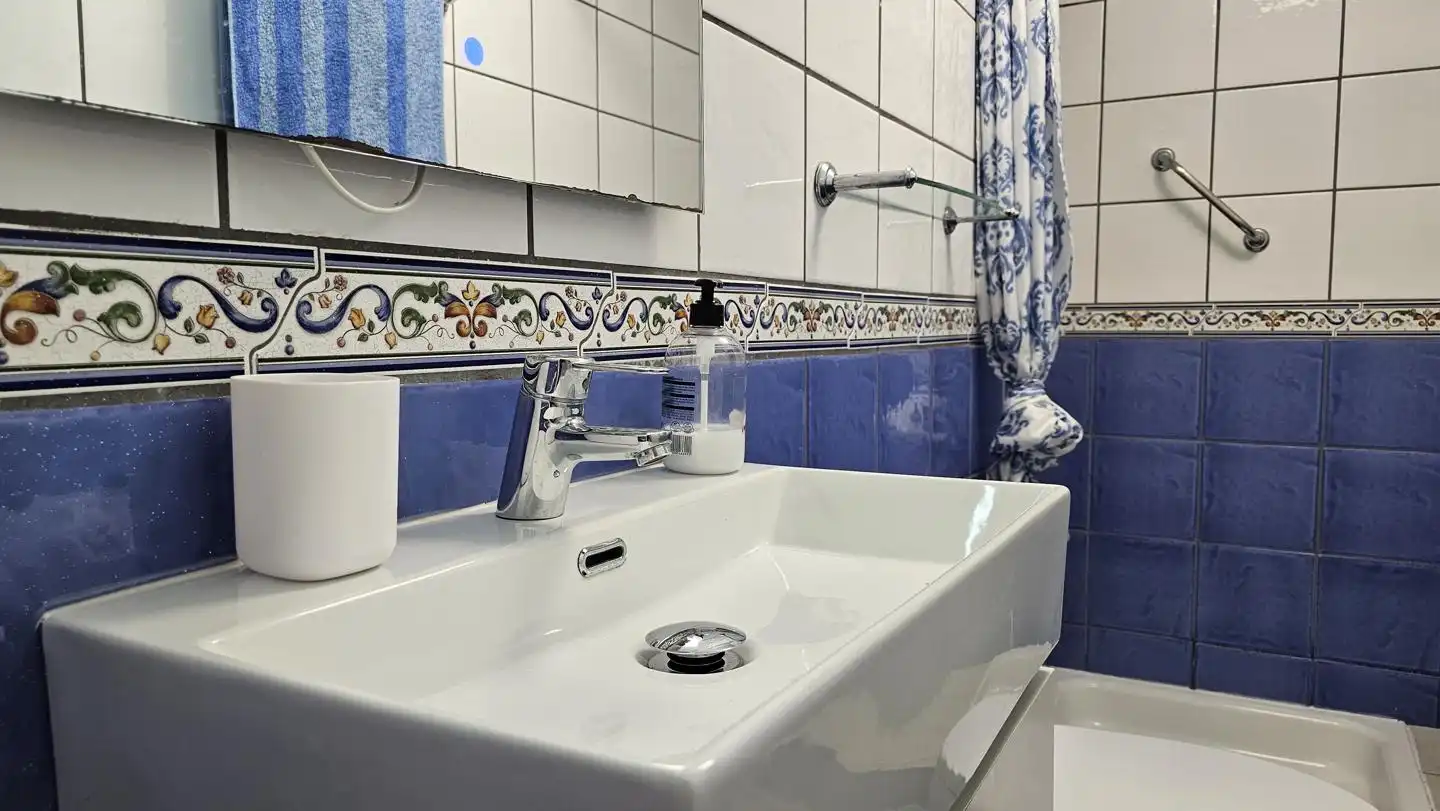 Bany de Planta baixa en venda en San Bartolomé de Tirajana amb Terrassa, Moblat i Piscina comunitària
