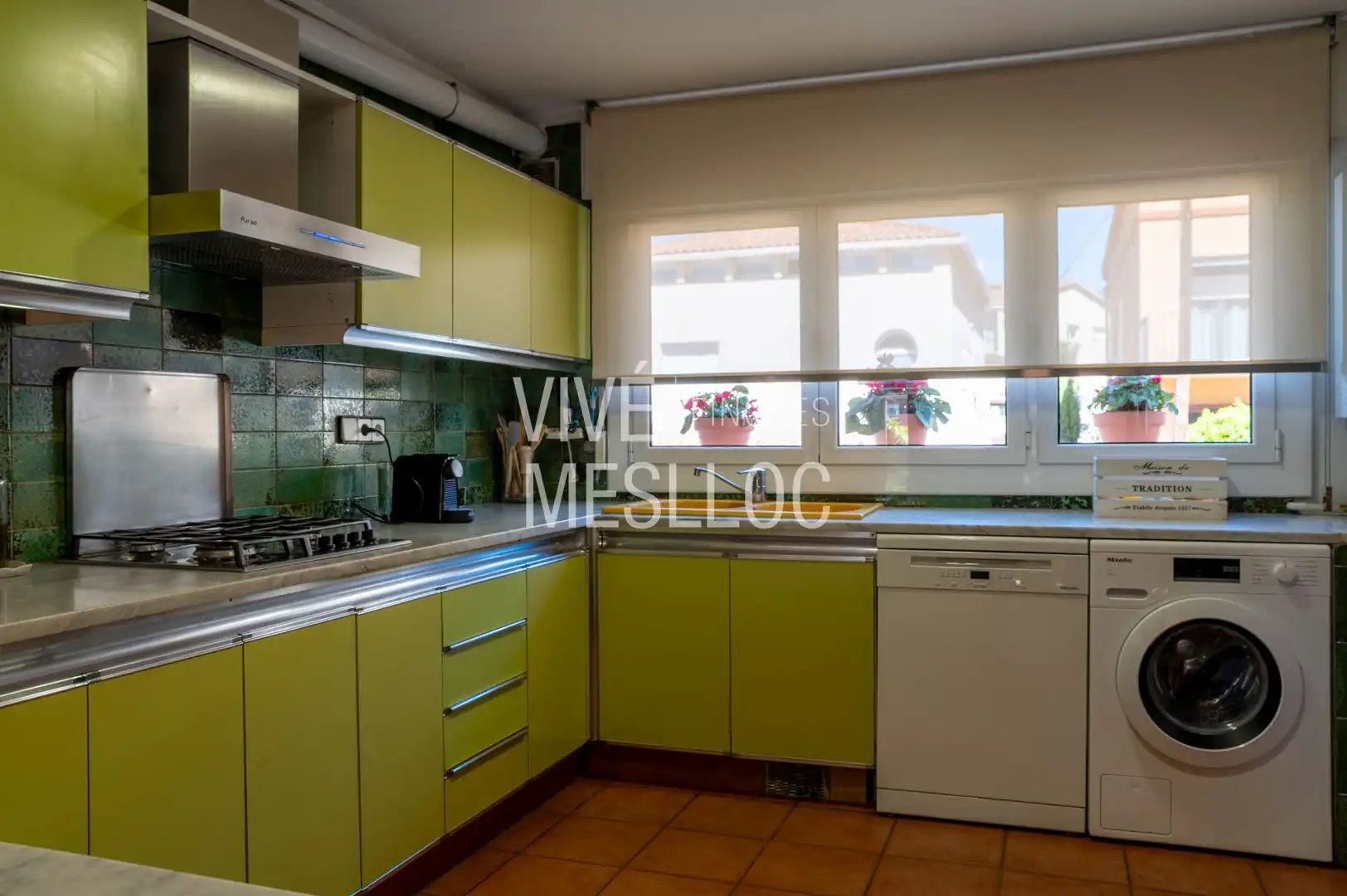 Cocina de Casa o chalet en venta en El Masnou con Aire acondicionado, Calefacción y Jardín privado