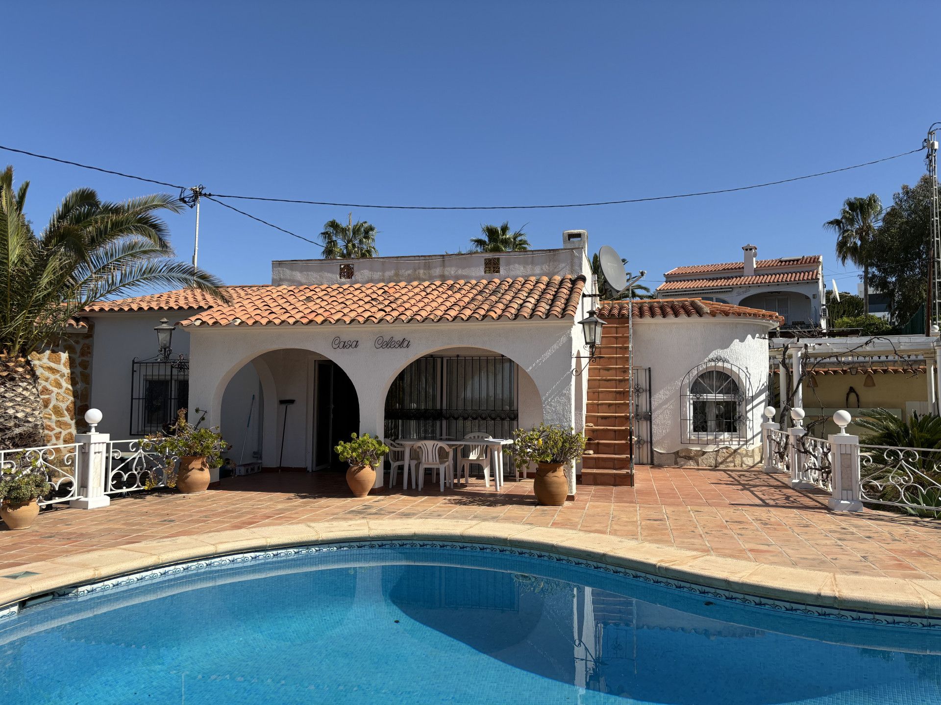 Vista exterior de Casa o xalet en venda en Benissa amb Aire condicionat, Calefacció i Jardí privat