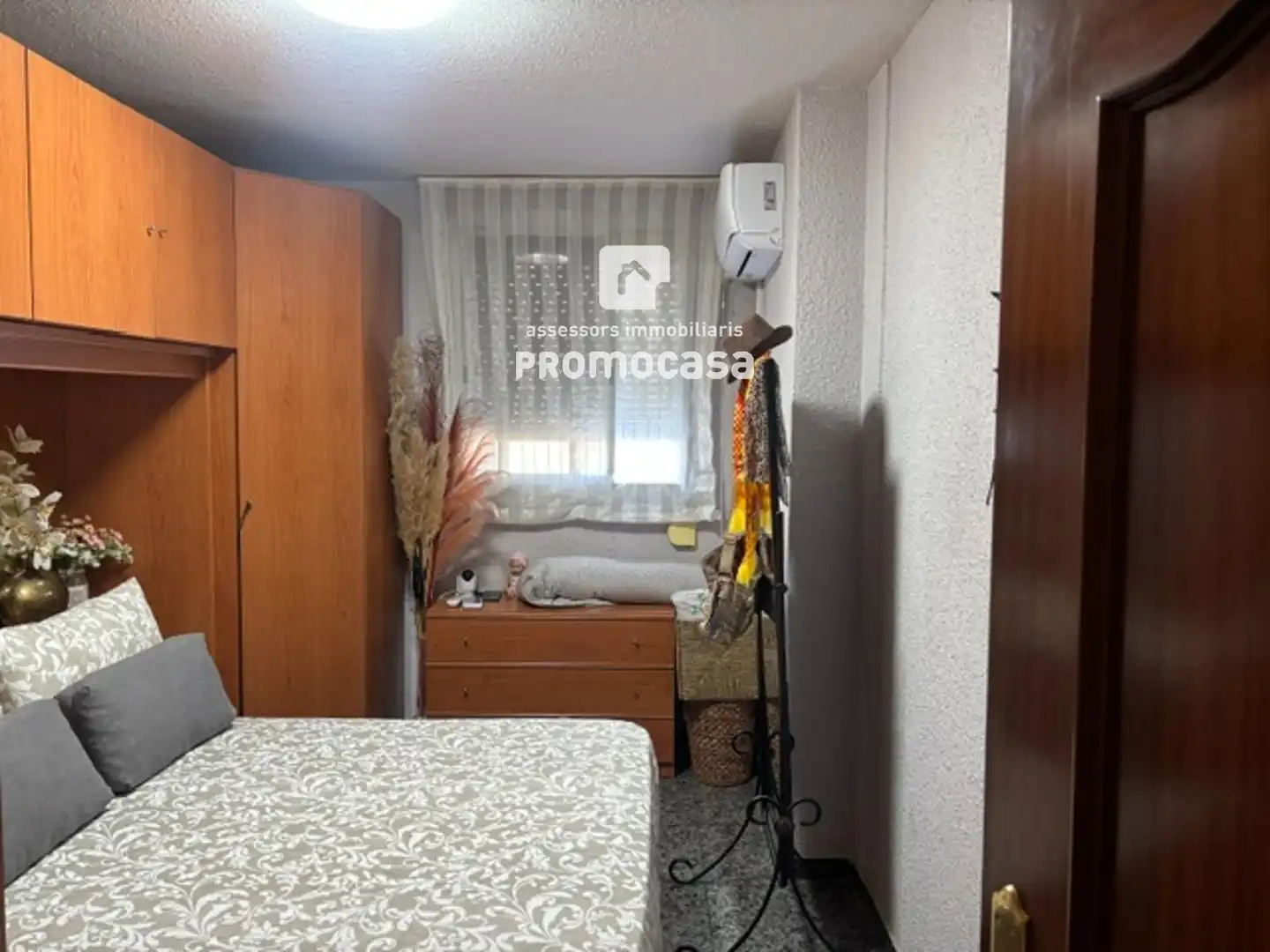 Habitación de Piso en venta en Badia del Vallès con Aire acondicionado, Terraza y Balcón