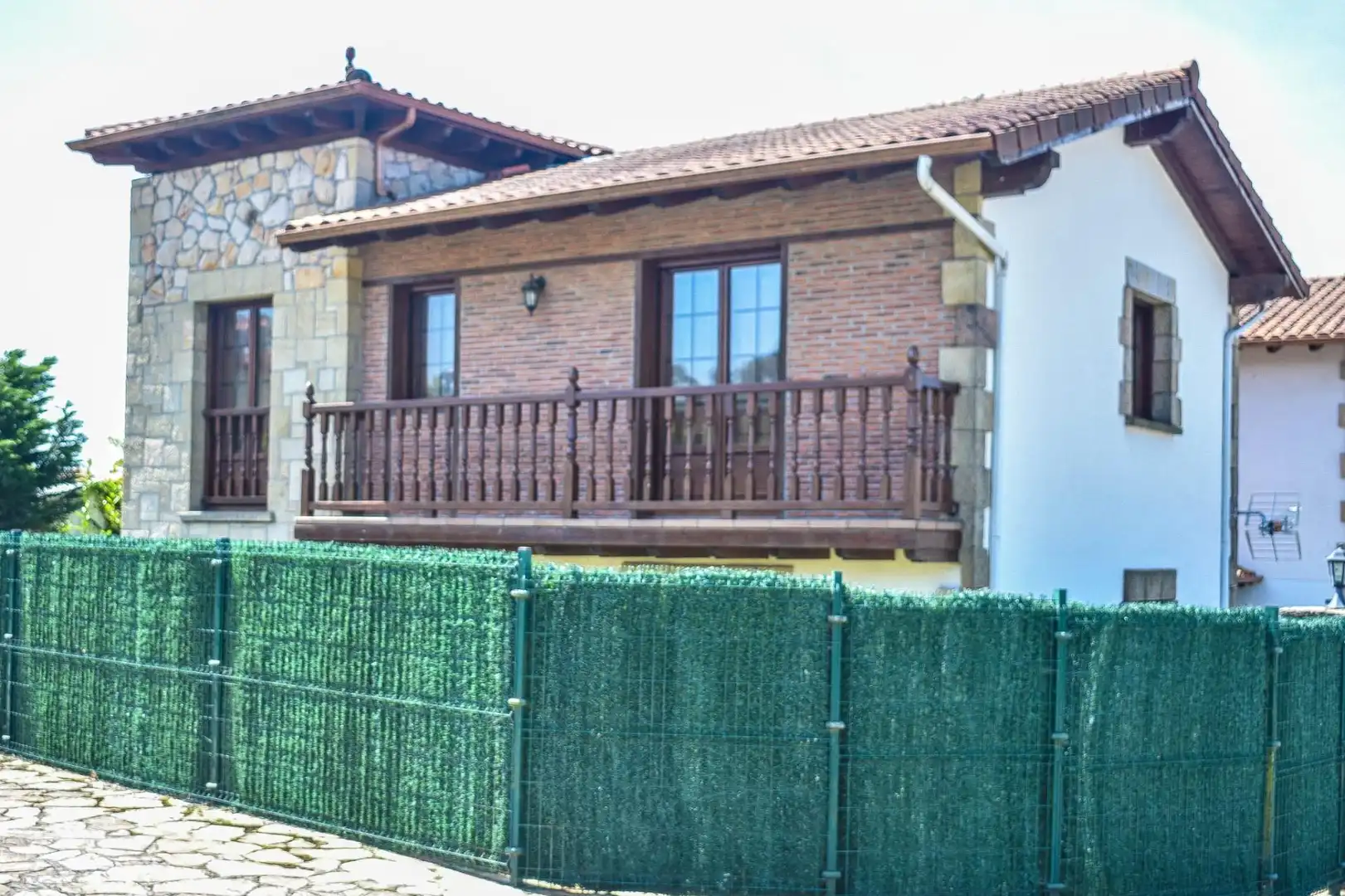 Vista exterior de Casa adosada en venda en Ribamontán al Monte amb Calefacció, Jardí privat i Terrassa