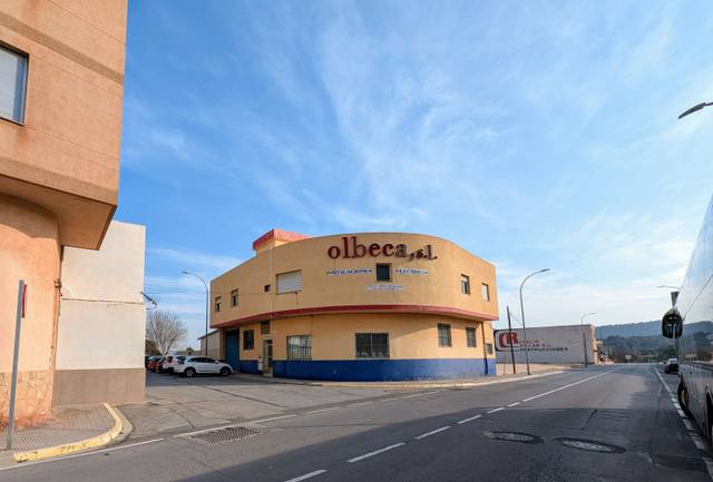 Oficina en Venta en LA PINOSA, 37 en L'Alcora
