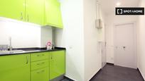 Kitchen of Flat to rent in  Barcelona Capital  with Air Conditioner, Heating and Furnished