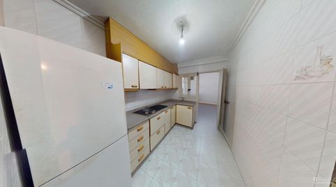 Foto 5 de Piso en venta en Crevillent, Alicante
