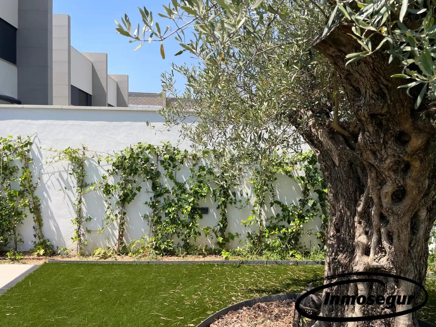 Jardí de Casa adosada en venda en Cambrils amb Aire condicionat, Calefacció i Jardí privat
