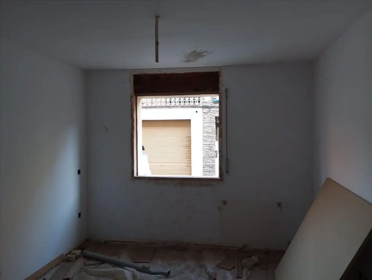 Edifici en venda en Bell-lloc d'Urgell