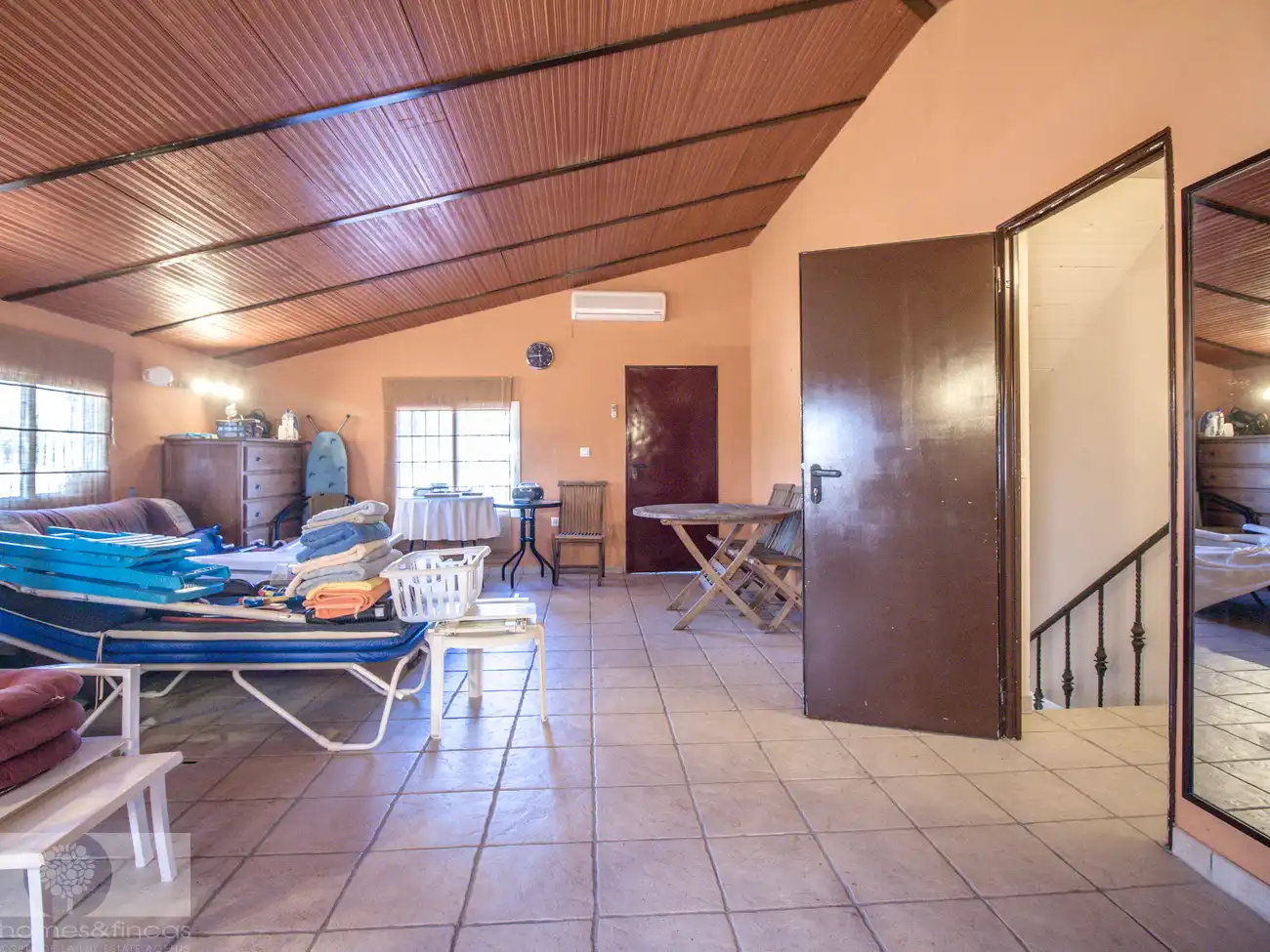 Habitación de Finca rústica en venta en Cartaya con Jardín privado, Piscina y Amueblado