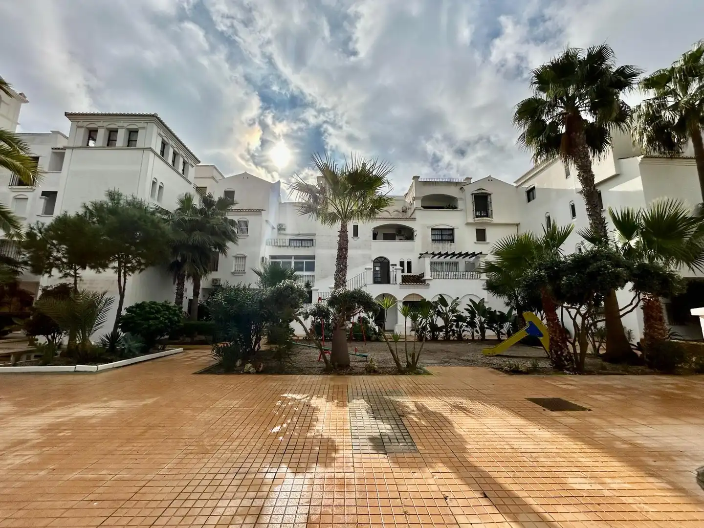 Exterior view of Attic for sale in Roquetas de Mar  with Private garden, Terrace and Furnished