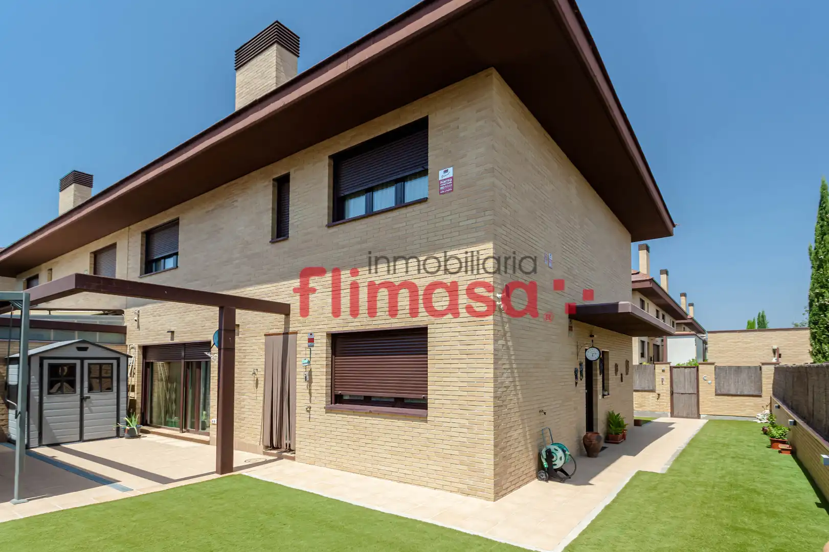 Exterior view of Detached homes for sale in Villaviciosa de Odón  with Air Conditioner, Heating and Private garden
