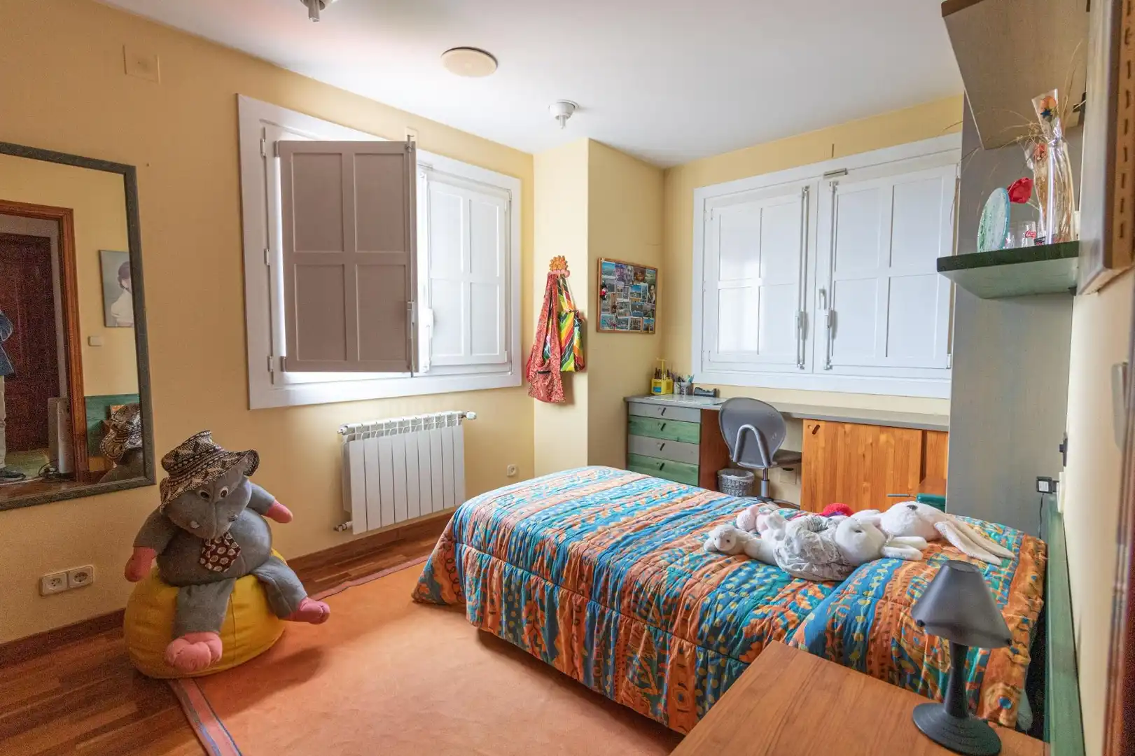 Habitación de Casa o chalet en venta en A Coruña Capital  con Jardín privado, Terraza y Trastero