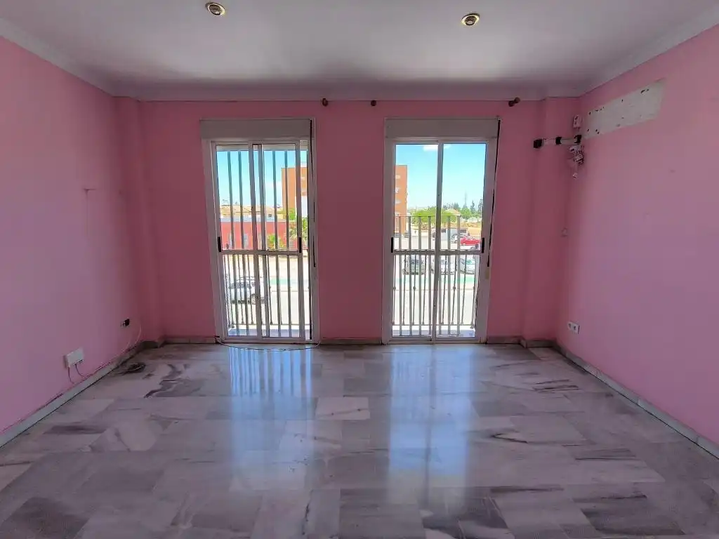 Bedroom of Flat for sale in La Rinconada  with Balcony
