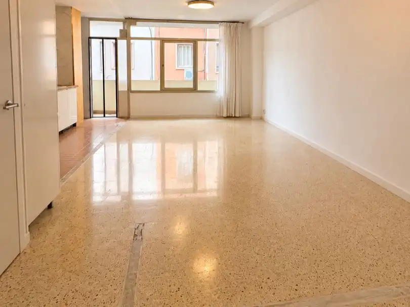 Piso en venta en  Palma de Mallorca con Terraza y Balcón