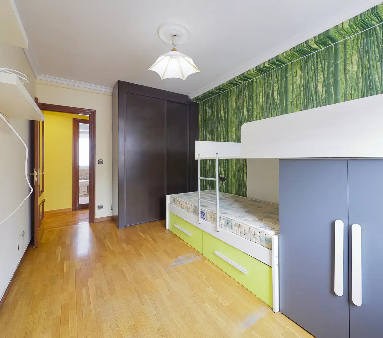 Bedroom of Flat for sale in Este