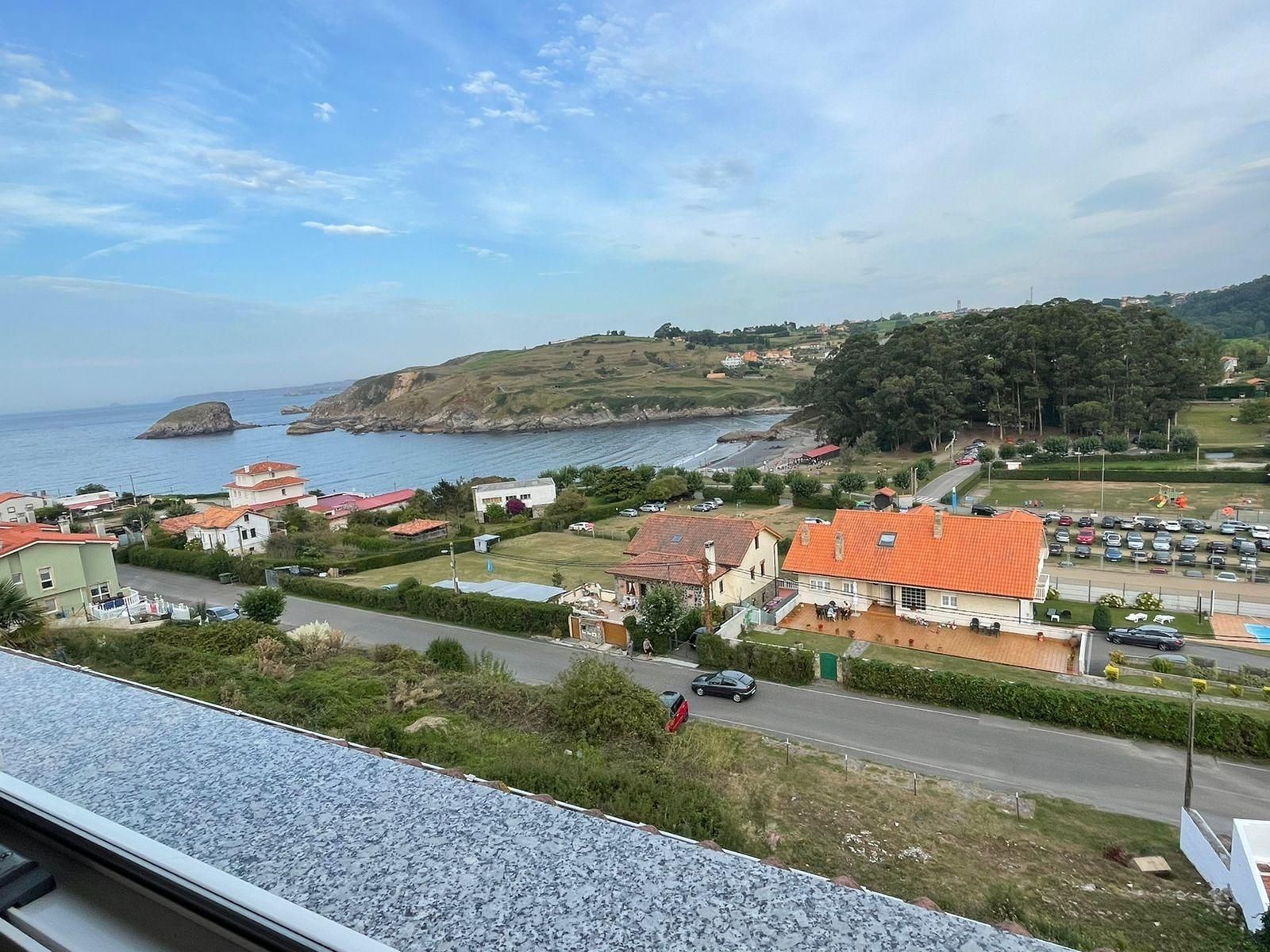 Exterior view of House or chalet for sale in Castrillón  with Terrace and Balcony