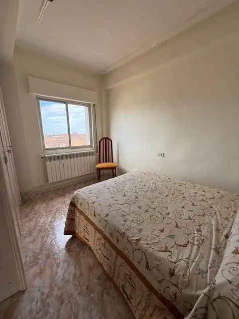 Habitación de Piso en venta en Peñaranda de Bracamonte con Calefacción y Amueblado