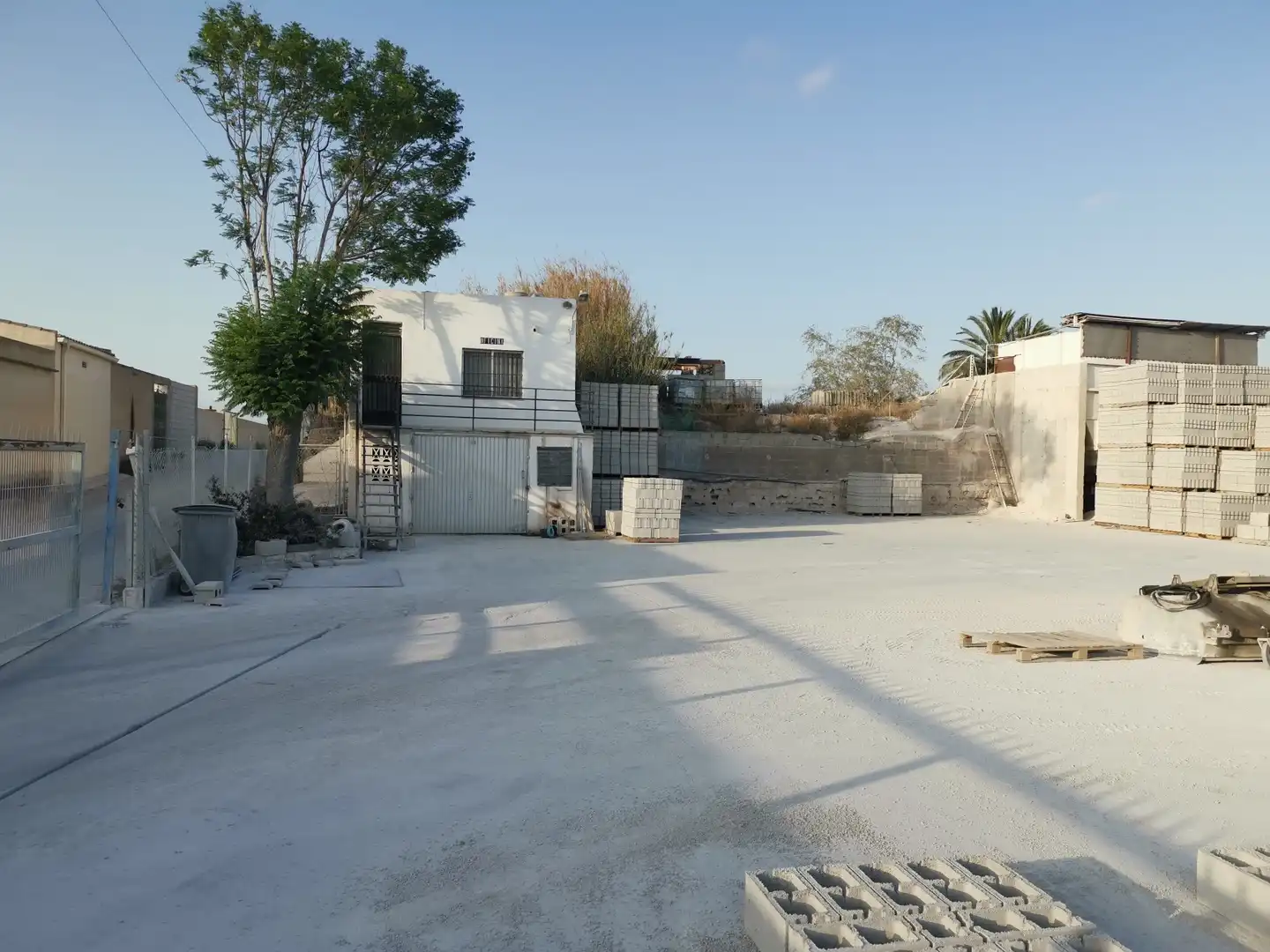 Nave industrial en venta en Bigastro con Alarma
