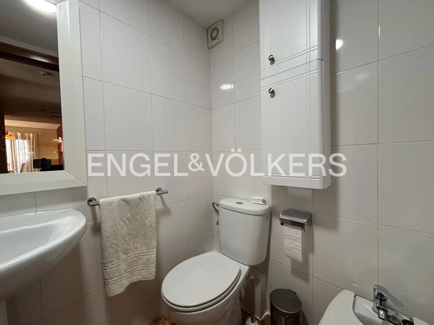 Badezimmer von Wohnung zur Miete in Valencia mit Klimaanlage, Heizung und Balkon