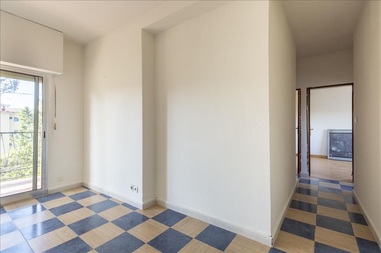 Piso en venta en  Madrid Capital con Terraza