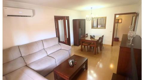 Foto 2 de Apartament de lloguer a Avenida Avenida de la Puerta del Mar, 46, 62, Huerta Nueva, Estepona