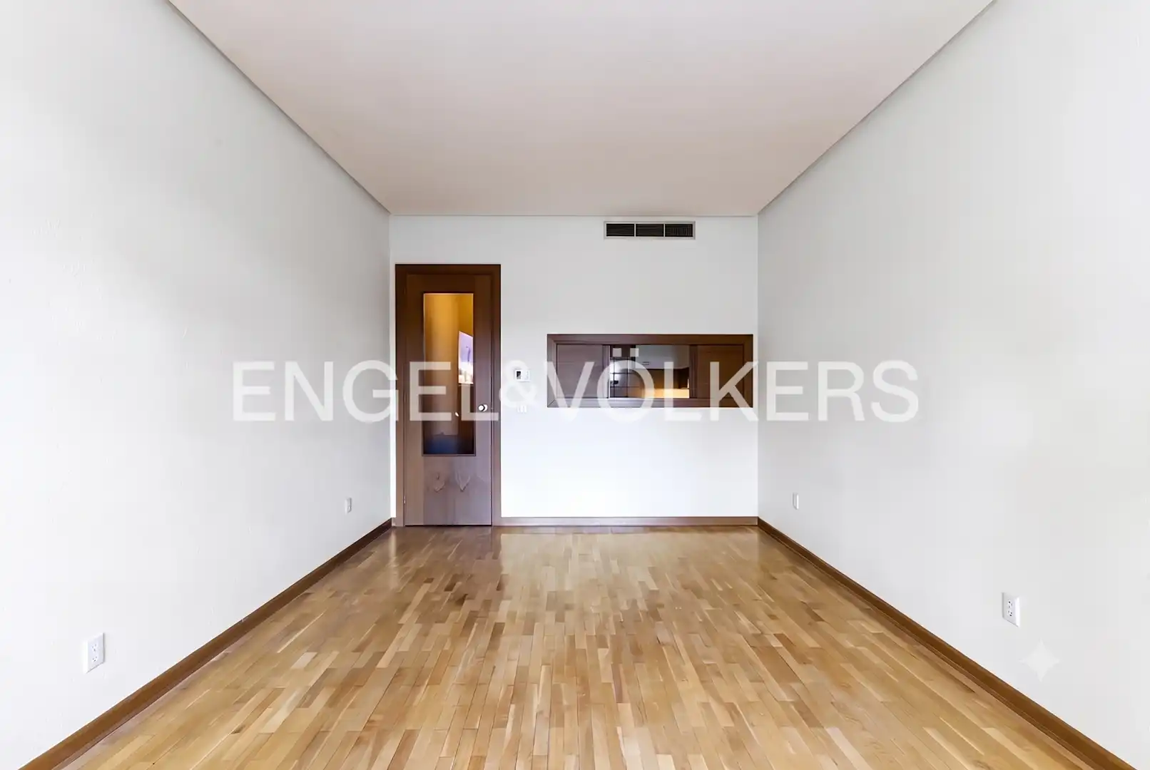 Dining room of Flat for rent in Madrid  with Air Conditioner, Heating and Furnished