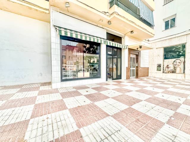 Local comercial en Venta en Torrecilla - La Cañada