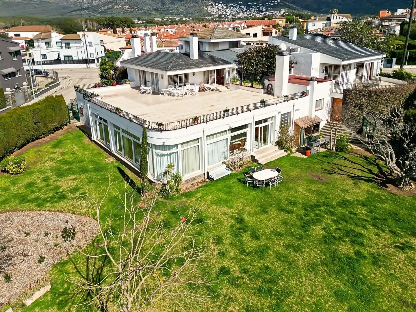Vista exterior de Casa o xalet en venda en Roses amb Aire condicionat, Calefacció i Traster