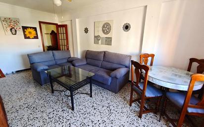 Sala d'estar de Pis en venda en Mérida amb Aire condicionat i Moblat