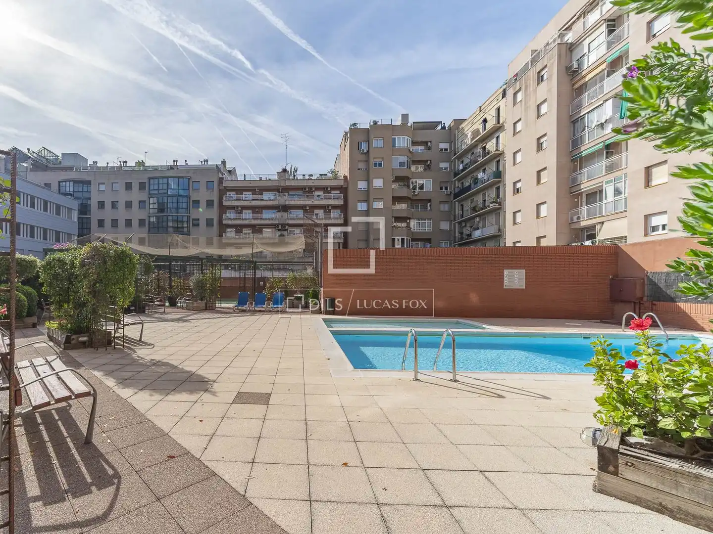 Schwimmbecken von Dachboden zum Verkauf in Barcelona mit Klimaanlage, Heizung und Terrasse