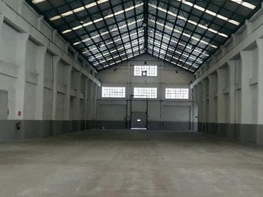 Industriegebäude zur Miete in Arrankudiaga / Zollo