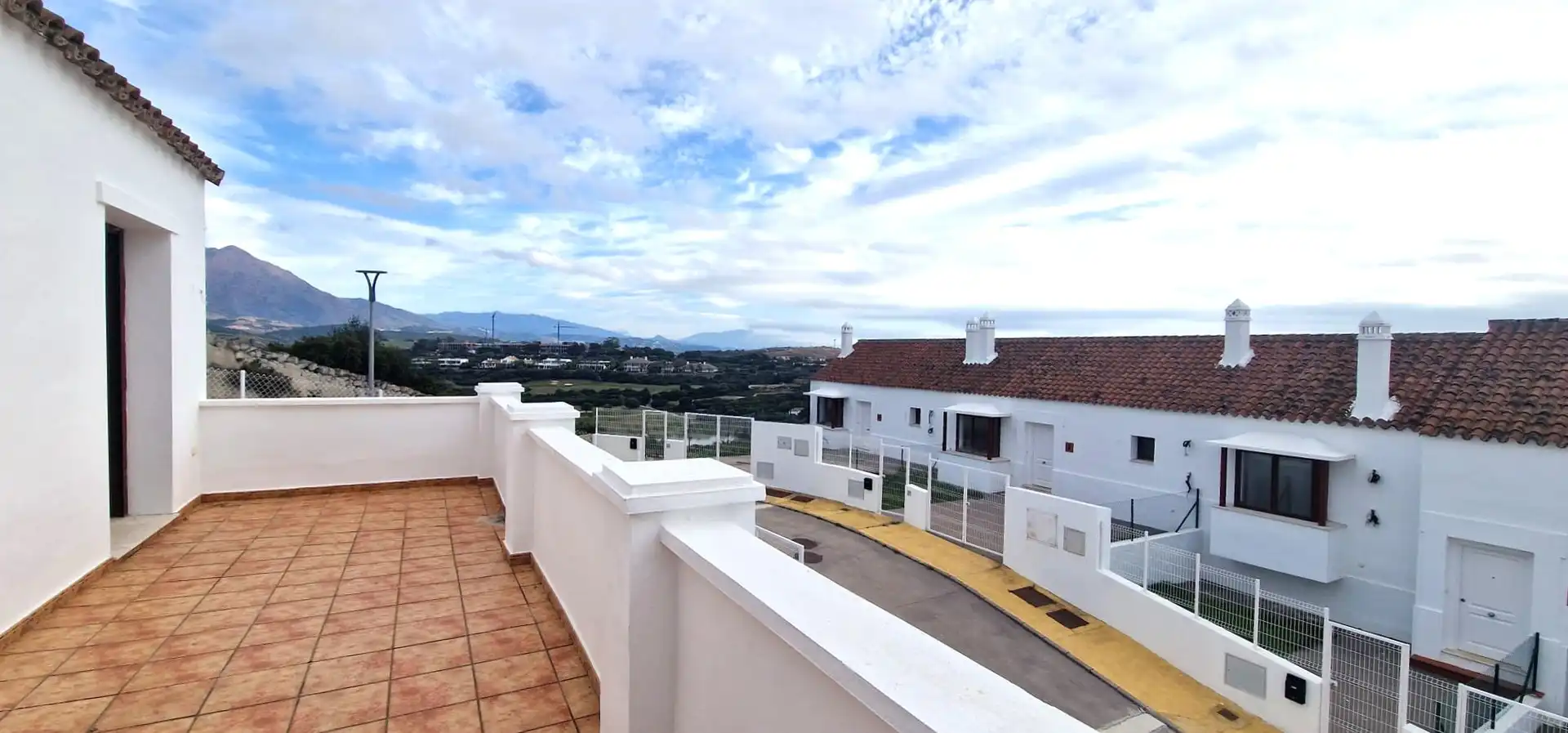 Adossat amb jardí en venda a Doña Julia, imagen 2