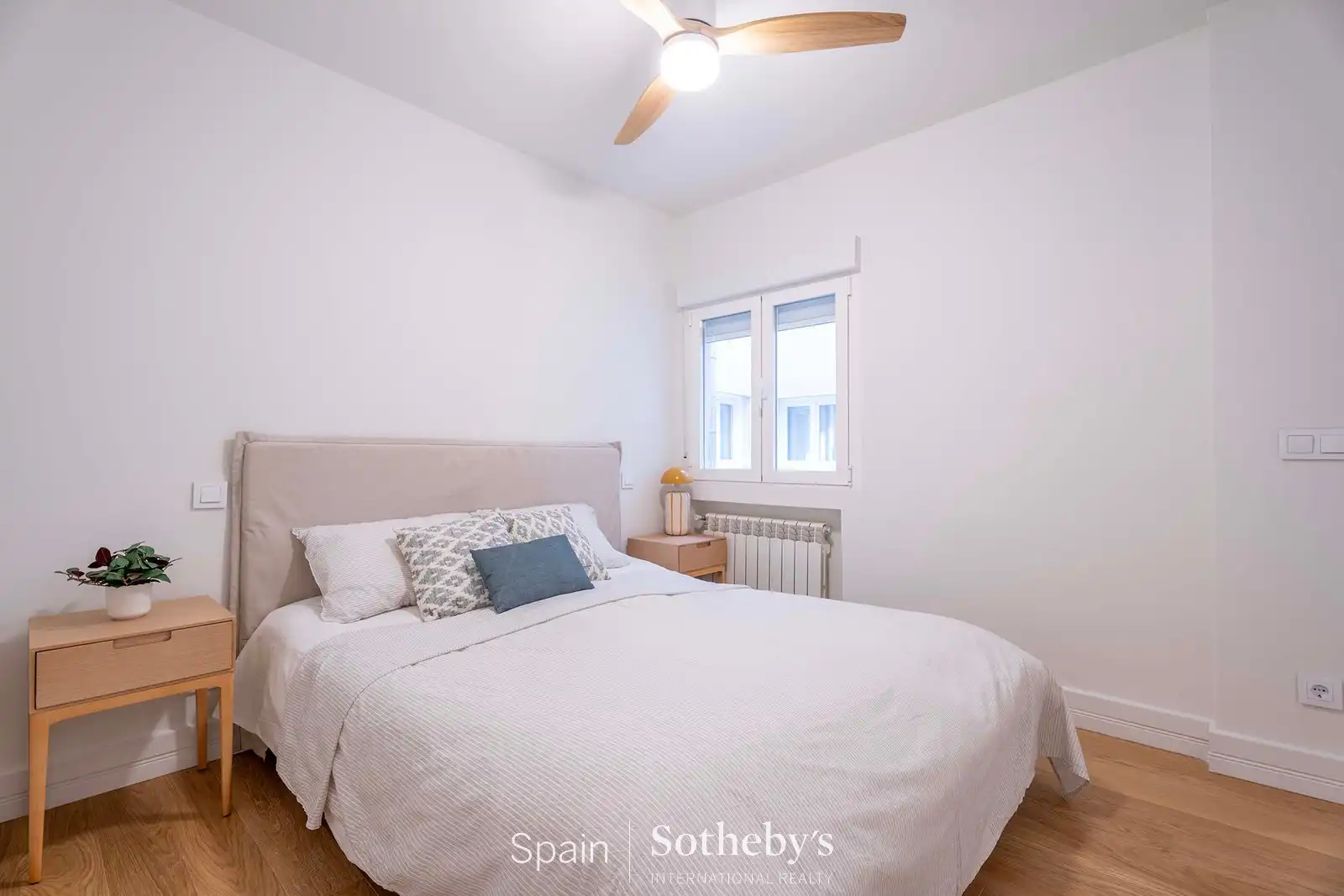 Apartamento con ascensor en venta en Calle de Ventura Rodríguez, imagen 16
