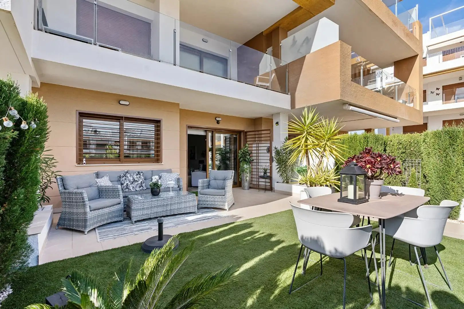 Terraza de Piso en venta en Orihuela con Aire acondicionado, Calefacción y Jardín privado