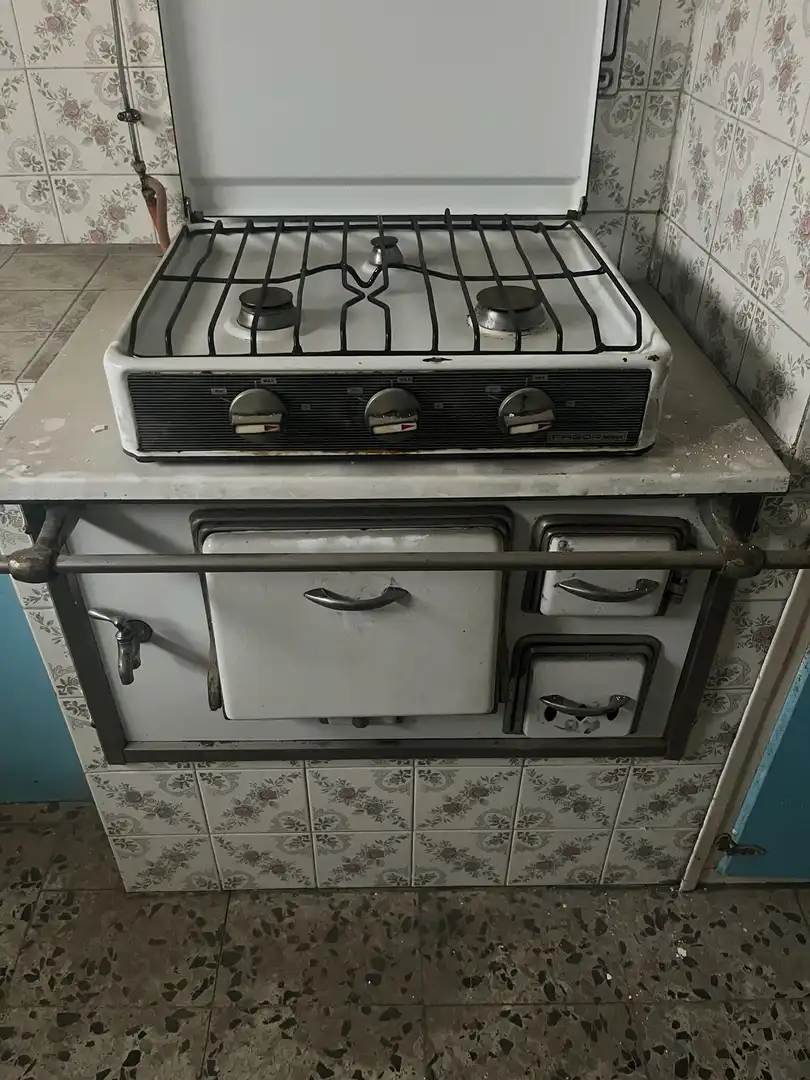 Küche von Wohnung zum Verkauf in El Hoyo de Pinares  mit Privatgarten und Terrasse