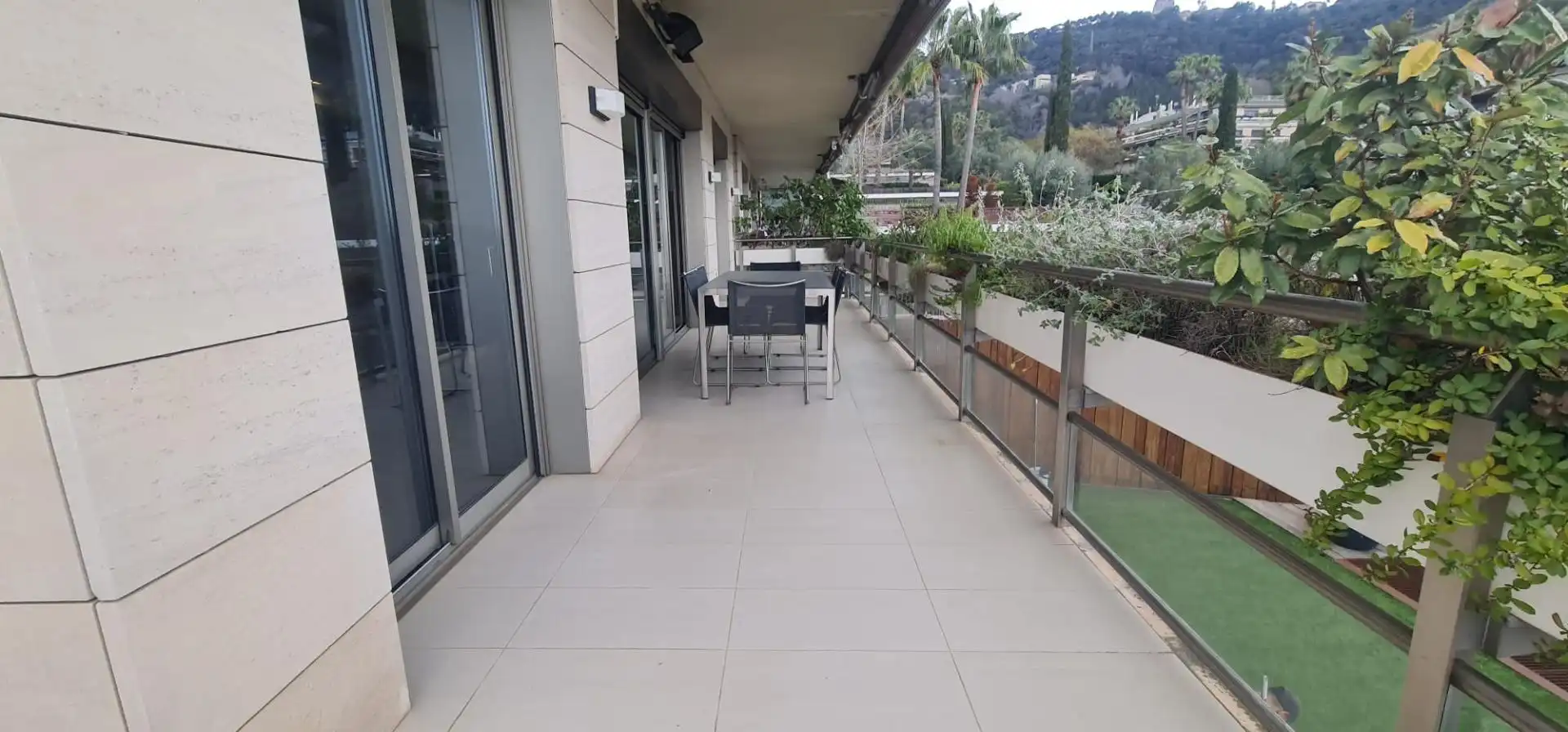 Terrassa de Pis en venda en Barcelona amb Aire condicionat, Calefacció i Jardí privat