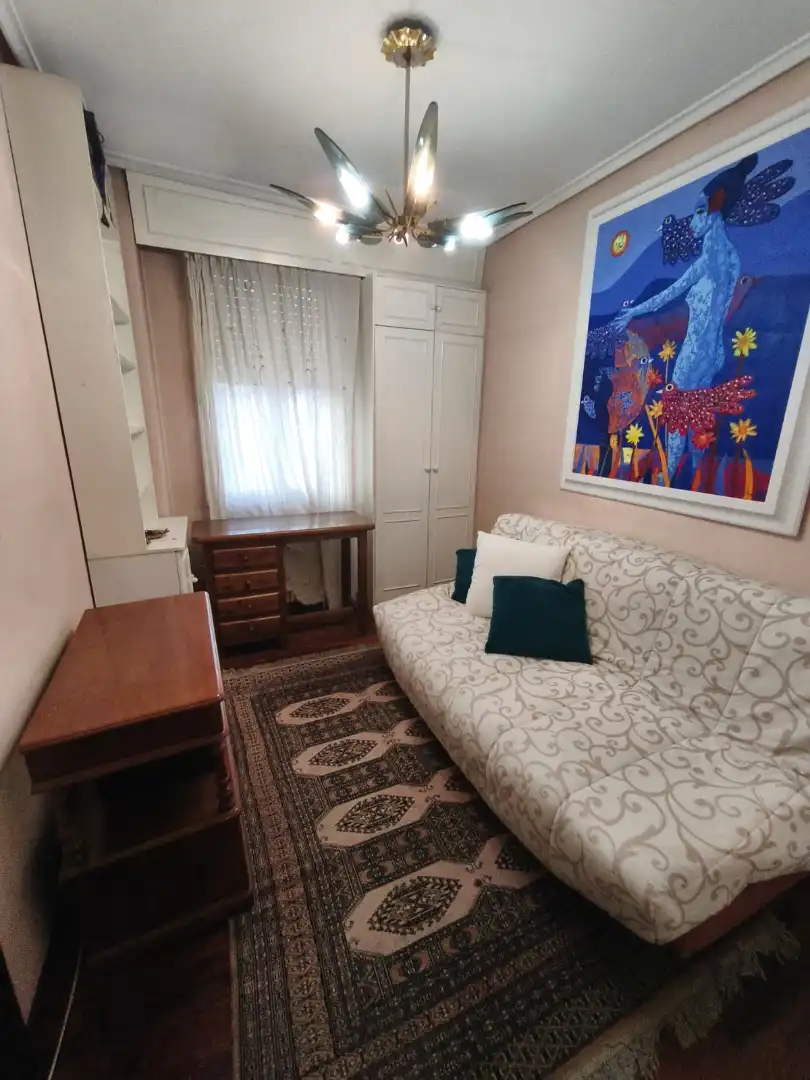 Schlafzimmer von Wohnung zum Verkauf in Ourense Capital  mit Heizung, Parkett und Ofen