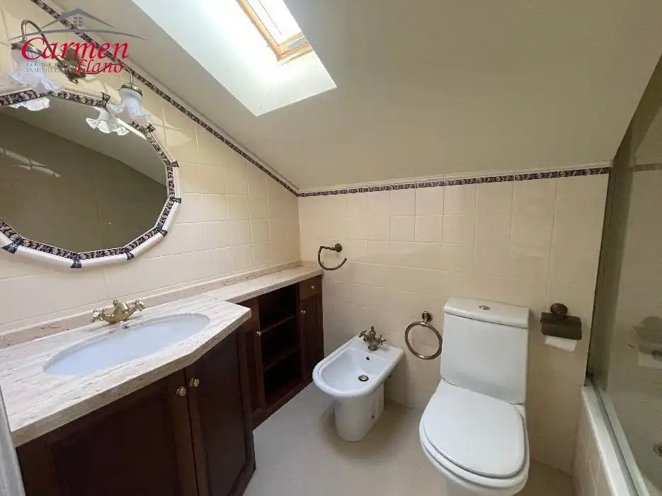 Baño de Piso en venta en Getxo  con Calefacción, Terraza y Trastero