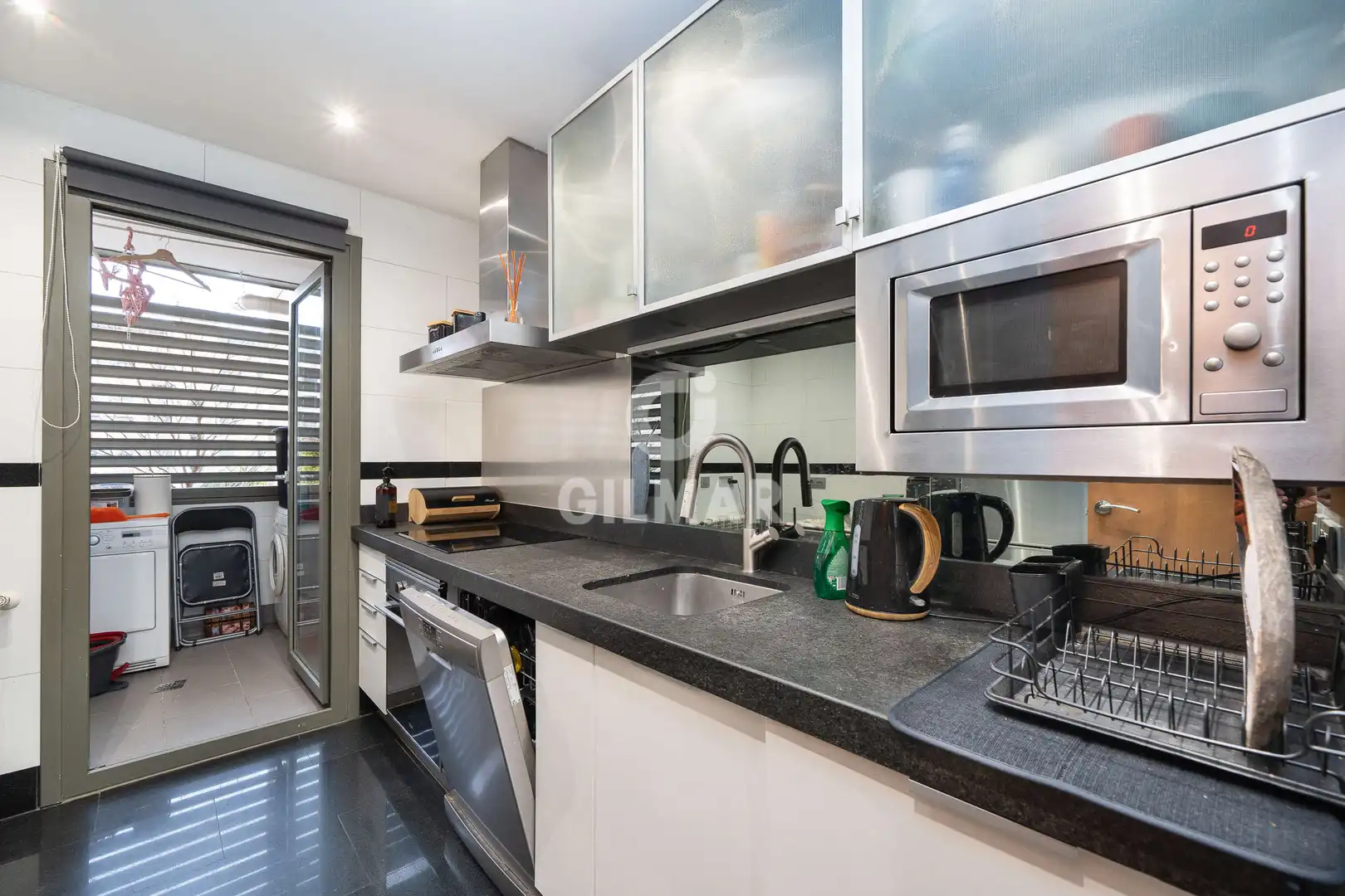Kitchen of Flat for sale in Madrid  with Heating, Private garden and Storage room