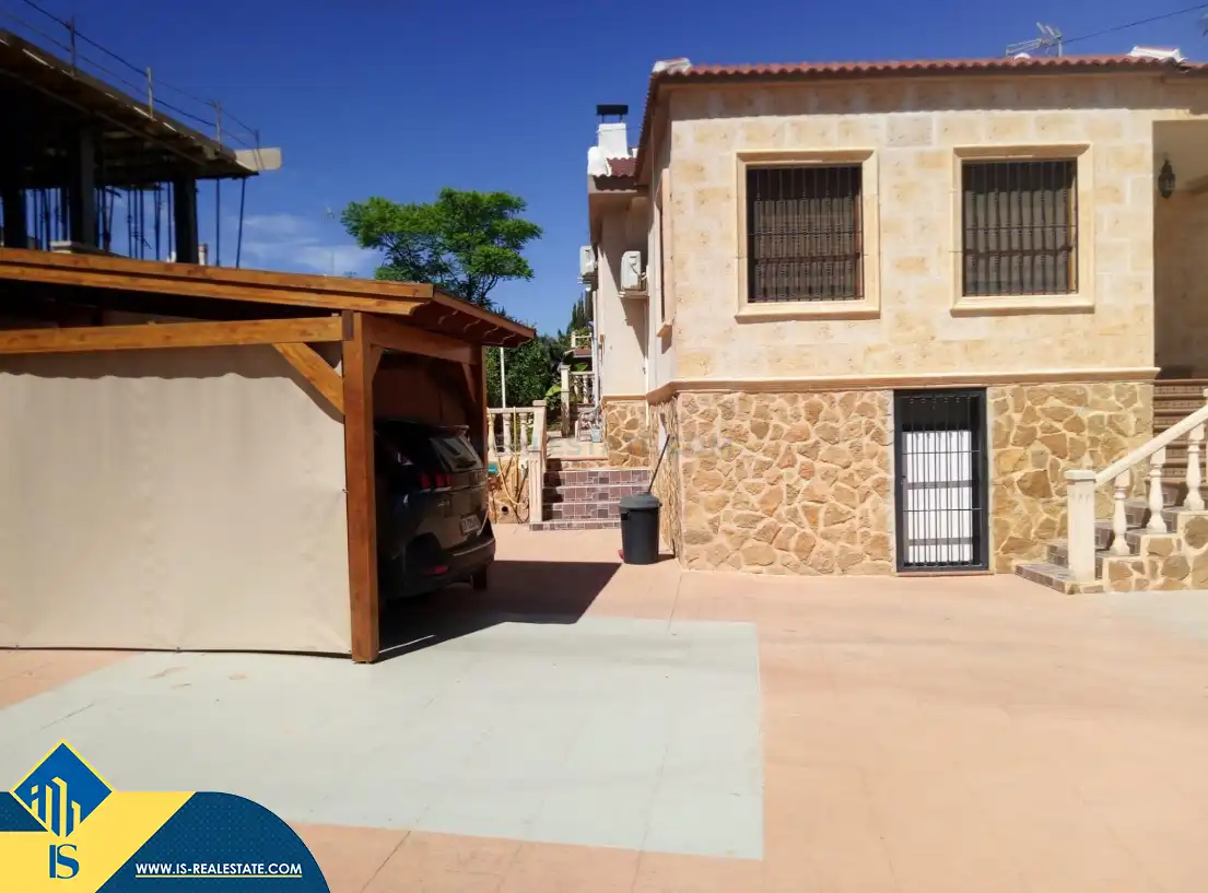 Chalet con piscina en venta en Los Balcones - Los Altos, imagen 2