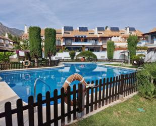 Jardí de Casa adosada de lloguer en Marbella amb Aire condicionat i Terrassa