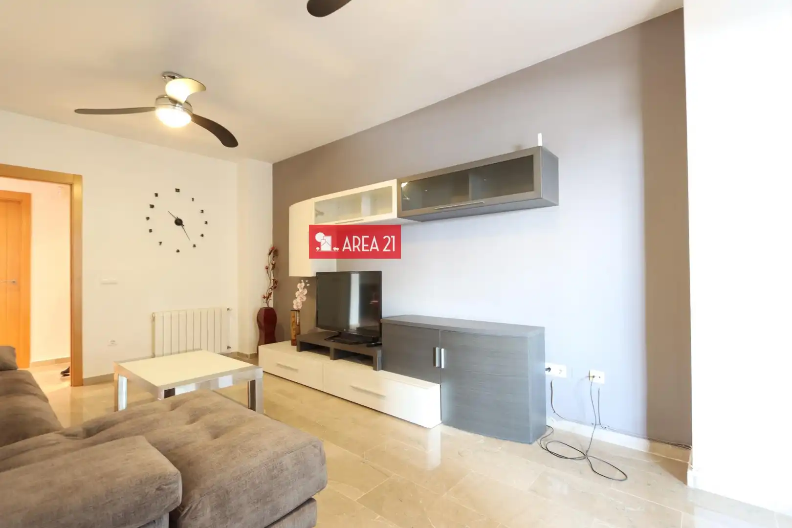 Sala de estar de Ático en venta en La Pobla de Vallbona con Aire acondicionado, Calefacción y Terraza