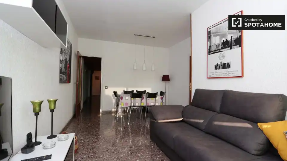 Sala de estar de Piso de alquiler en Barcelona con Aire acondicionado, Calefacción y Amueblado