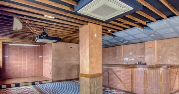 Local comercial en venda a Bezana - Prezanes