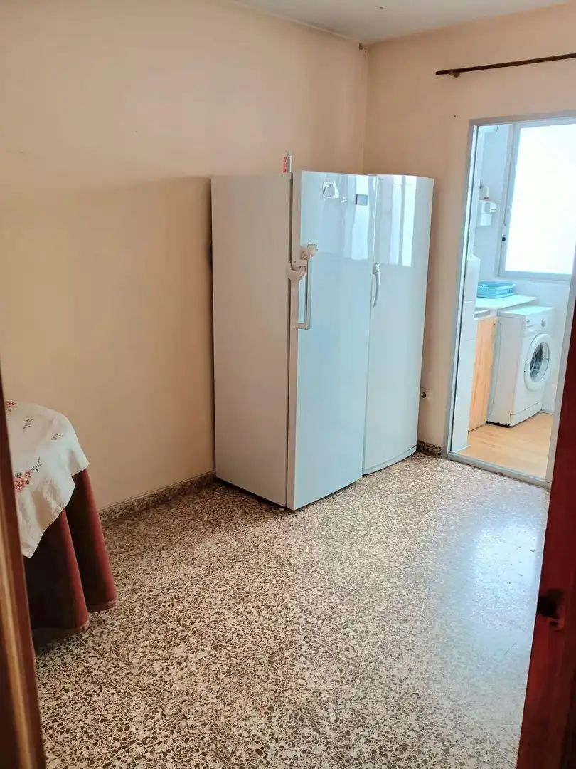 Cuina de Pis en venda en Valencia amb Aire condicionat