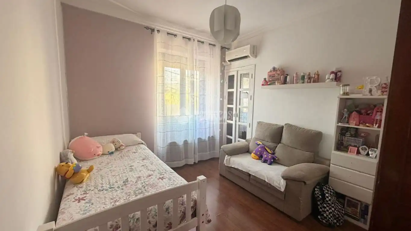 Habitación de Piso en venta en Osuna con Calefacción, Terraza y Balcón