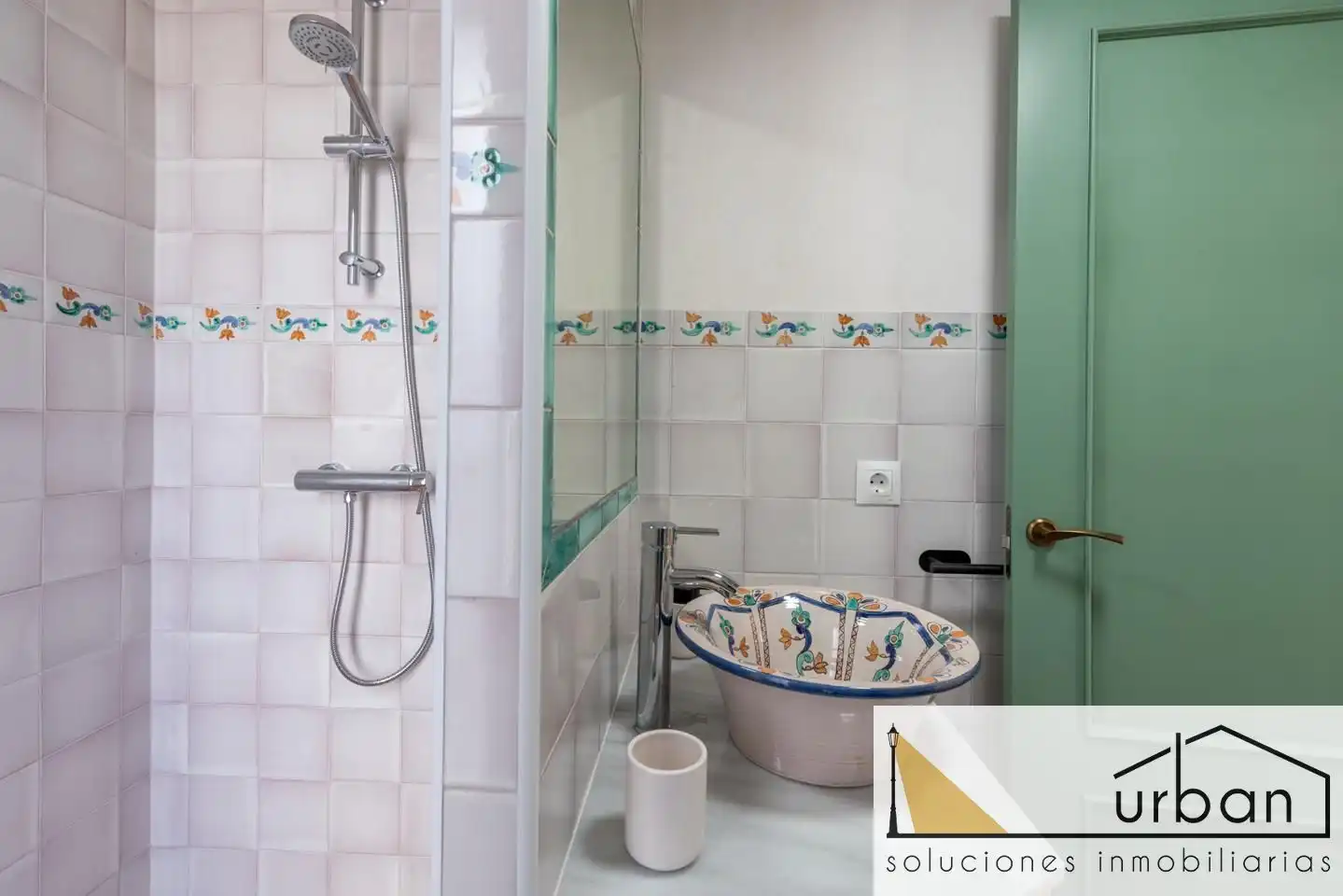Bathroom of Houses for sale in Chipiona  with Private garden