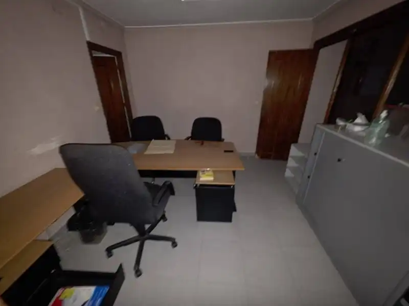 Local en venta en Casas del Castañar